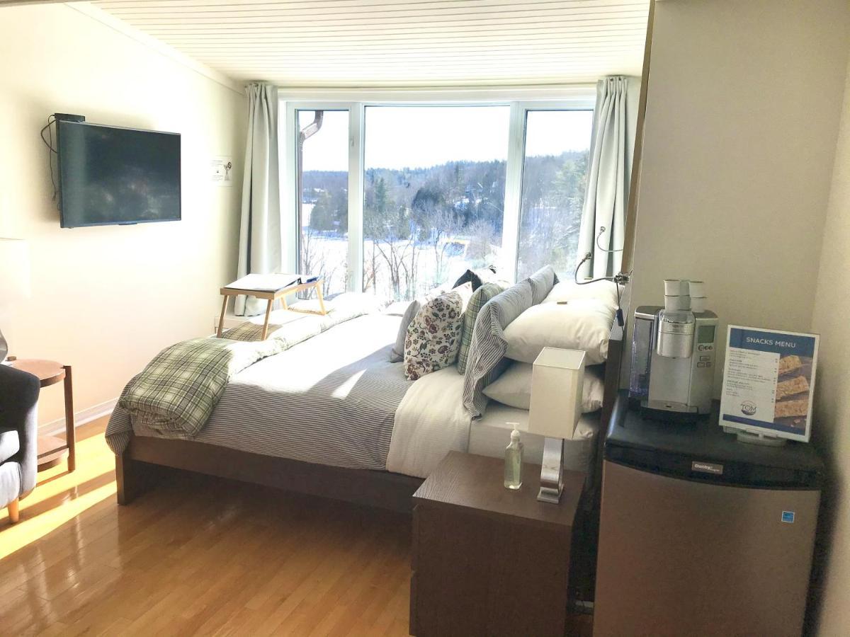Chelsea Auberge Tom B&B المظهر الخارجي الصورة