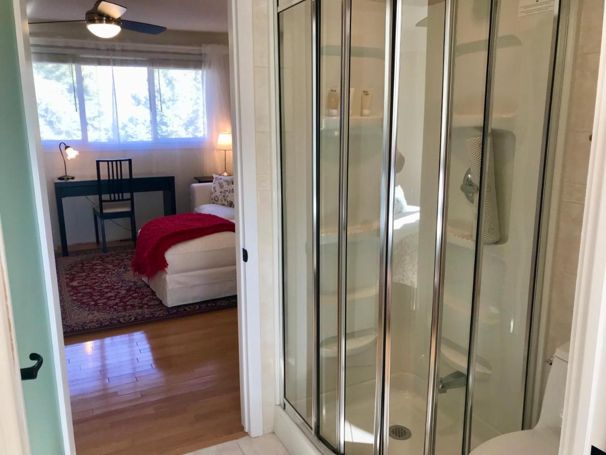 Chelsea Auberge Tom B&B المظهر الخارجي الصورة